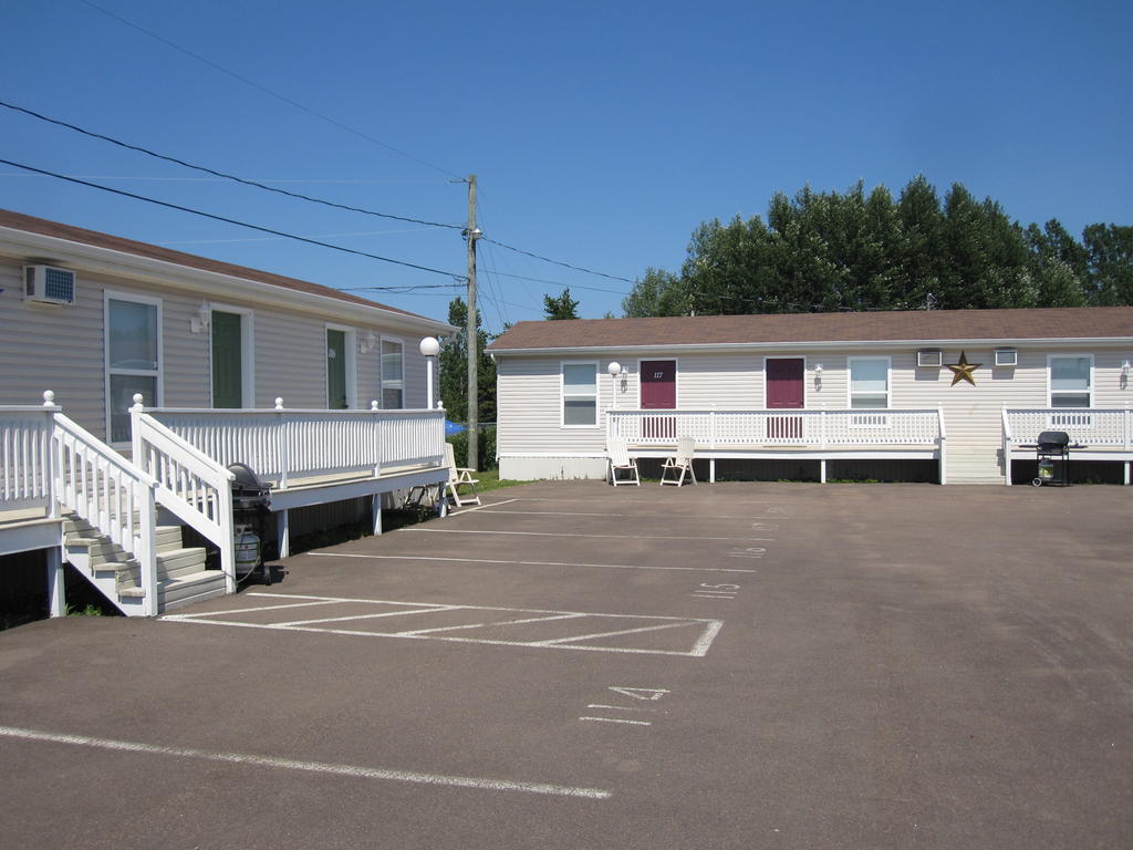 Gaudet Motel เชดิแอก ภายนอก รูปภาพ